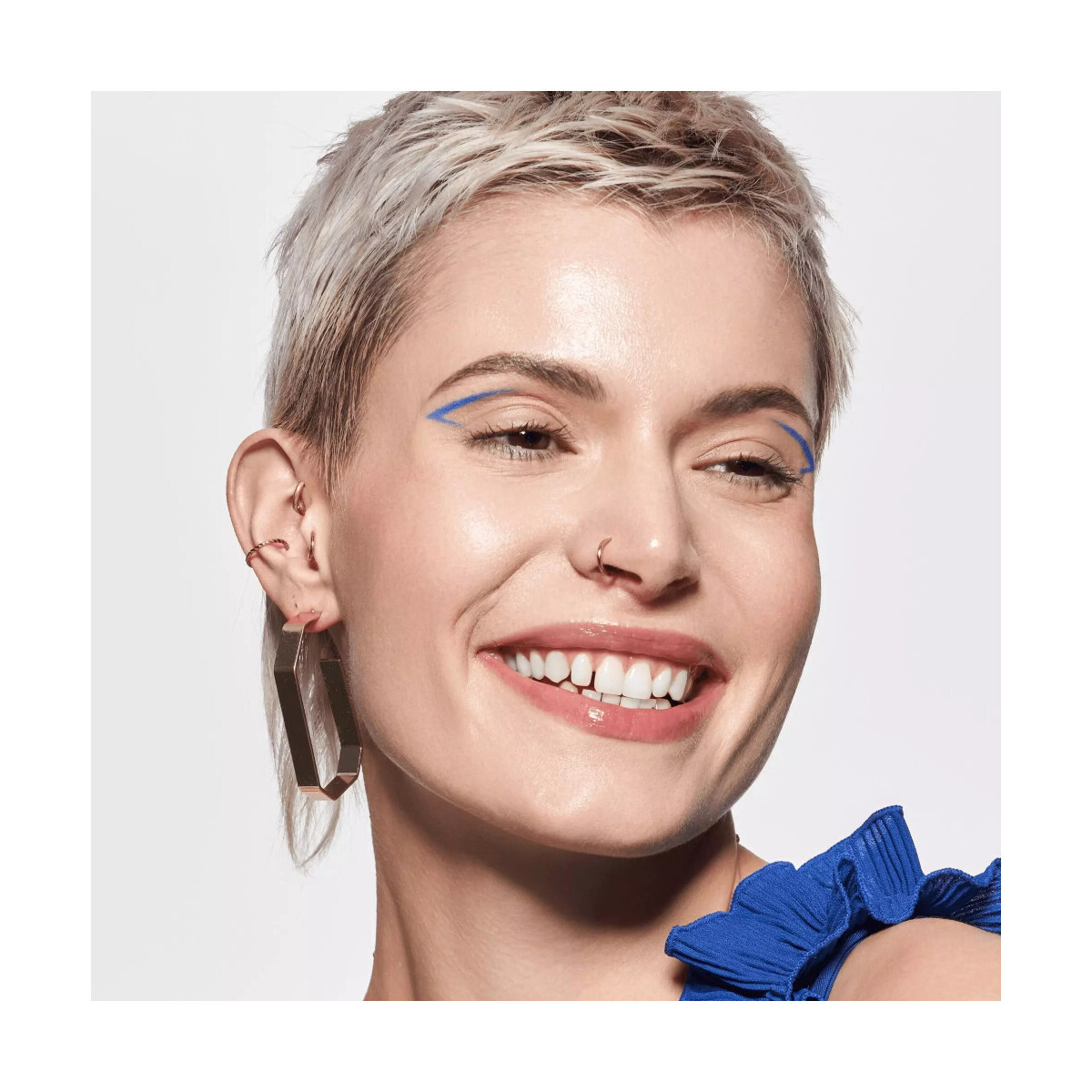 Catrice  Melt   Shine Juicy Lip Balm - 30 Sea-cret  Hnědá