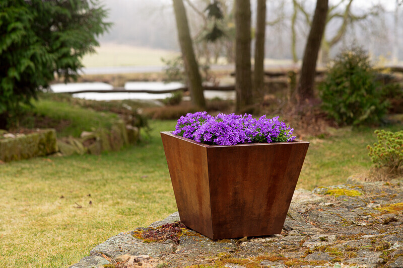 Zahradní květináč Corgarden CONO 1003 60 x 60 x 50 cm Corten