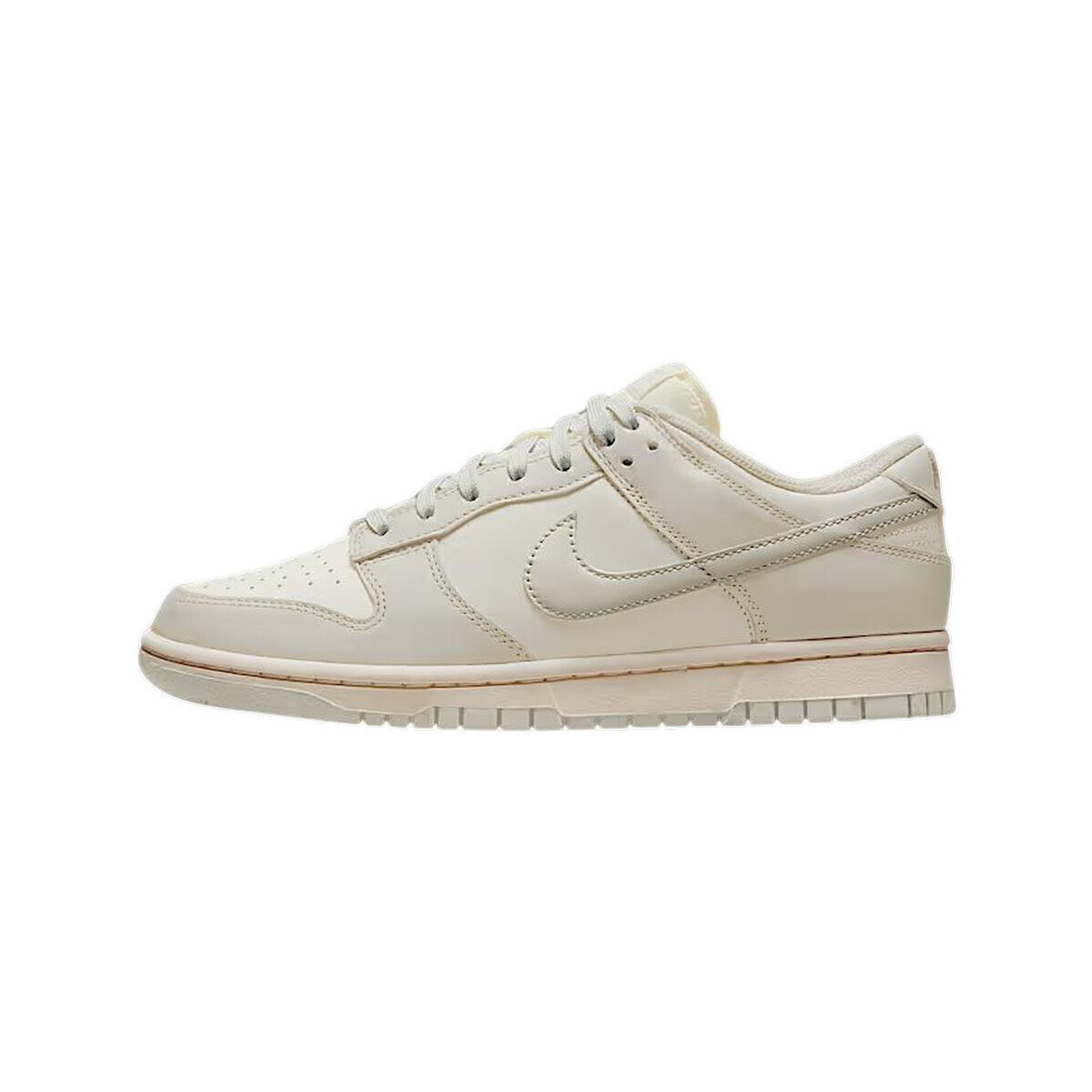 Nike  Baskets  Dunk Low cuir  Béžová