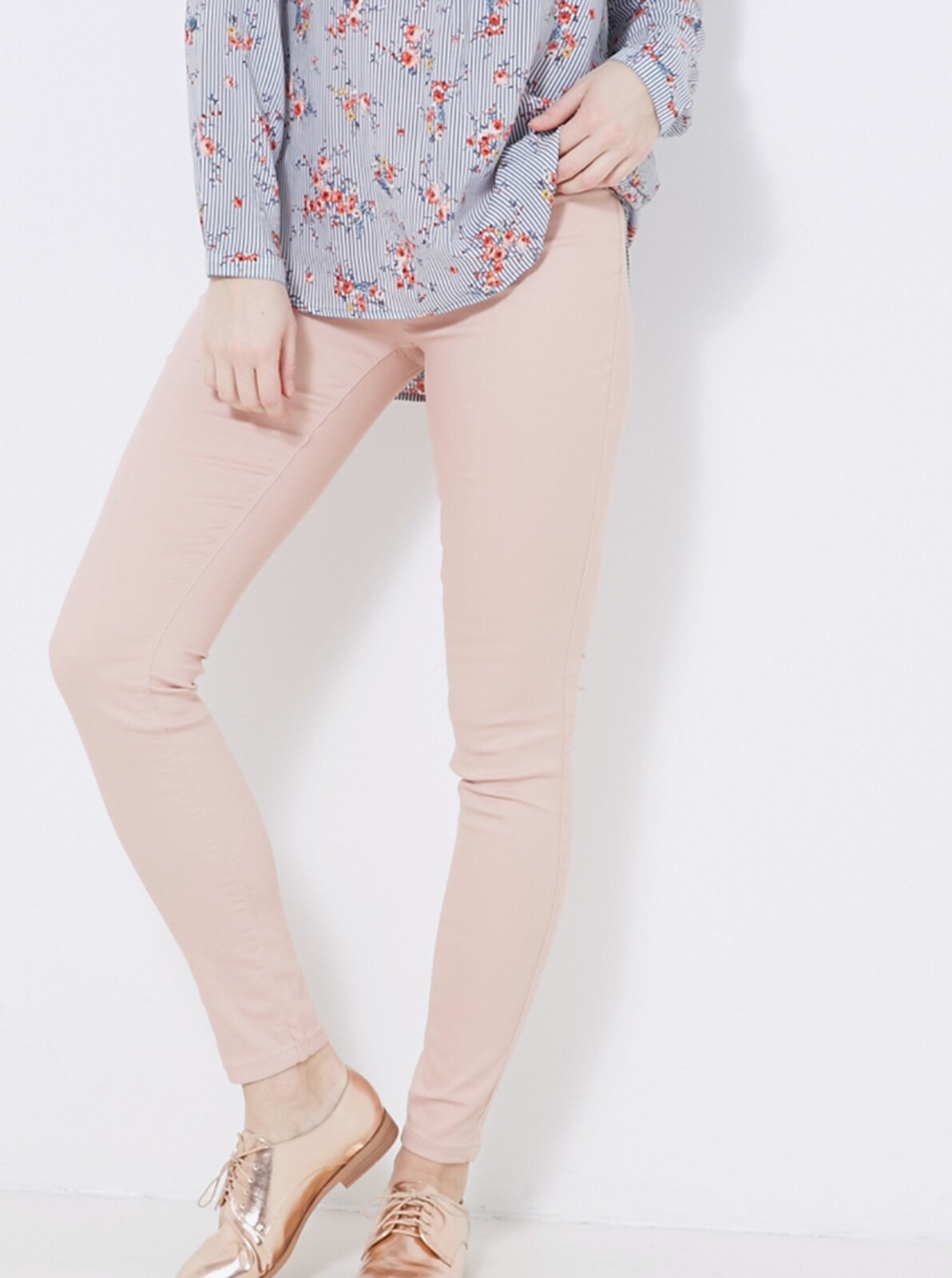 Světle růžové skinny fit kalhoty CAMAIEU - Dámské