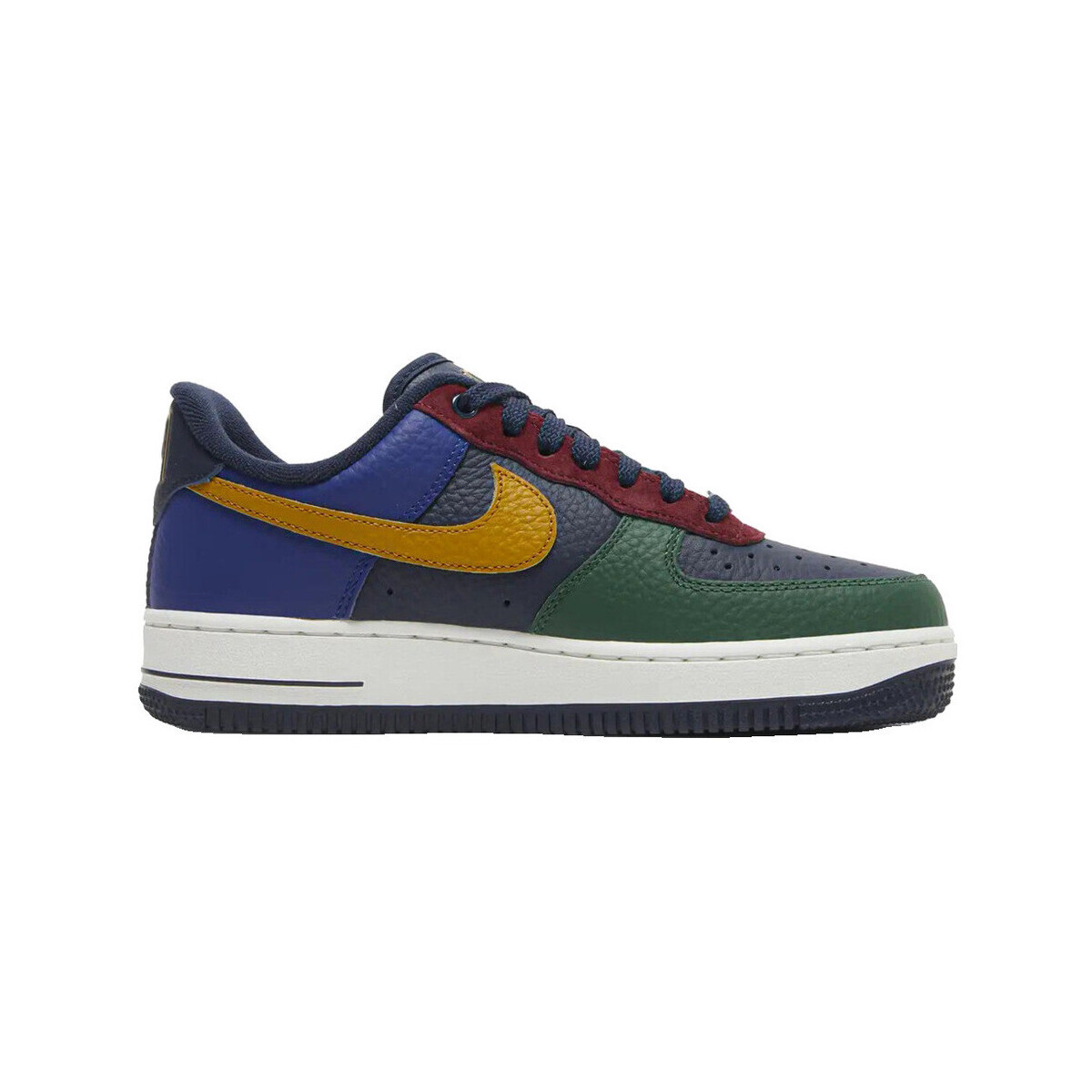 Nike  Baskets  air force 1 low ''07 lx daim