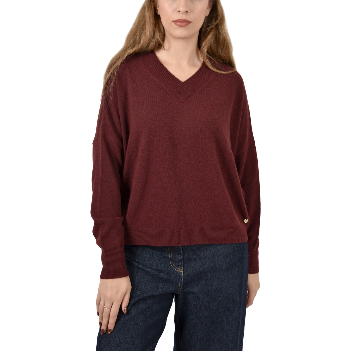 Niu'  AW25709W014  Červená