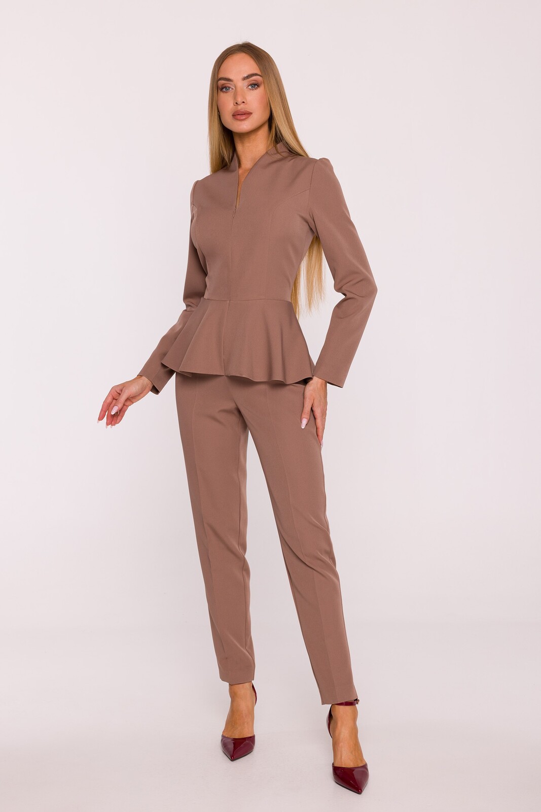 Dámský overal s peplum a dlouhými rukávy - mocca