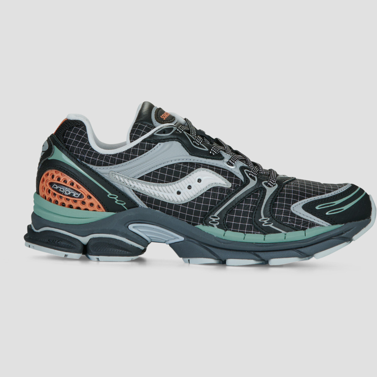 Saucony  PROGRID TRIUMPH 4  Černá