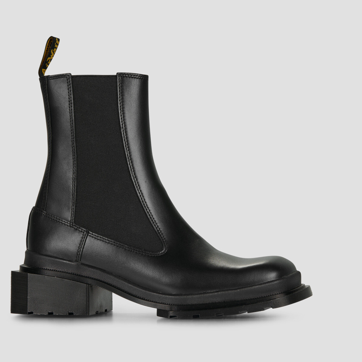 Dr. Martens  MAYBOLE CHELSEA BOOT  Černá