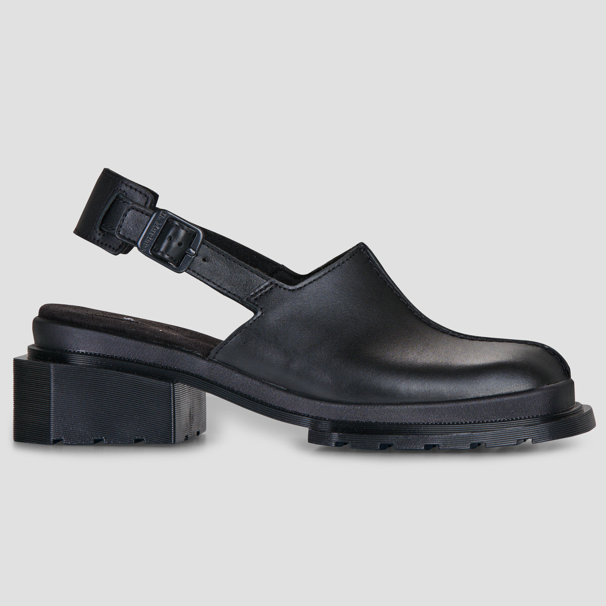 Dr. Martens  Maybole Mule Black Wanama  Černá