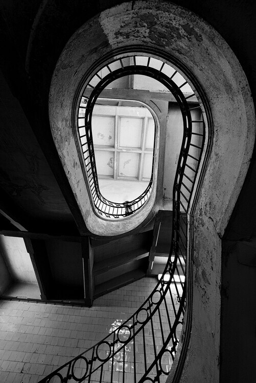 Jorge Pimenta Plakát, Obraz - Grand Spiral Staircase, Jorge Pimenta, 26.7 × 40 cm