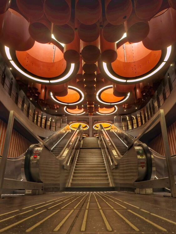 Frank Bruynseraede Plakát, Obraz - Futuristic Metro Station, Frank Bruynseraede, 30 × 40 cm