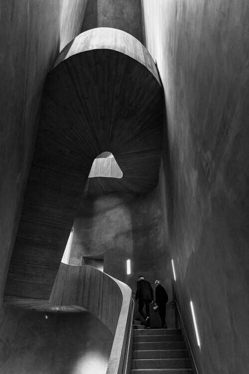 Olaf Konig Plakát, Obraz - Winding Concrete Stairs, Olaf Konig, 26.7 × 40 cm