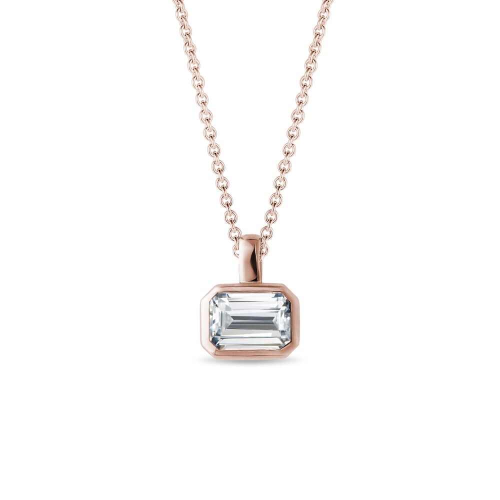 Náhrdelník s 1,0 ct diamantem v brusu emerald v růžovém zlatě KLENOTA