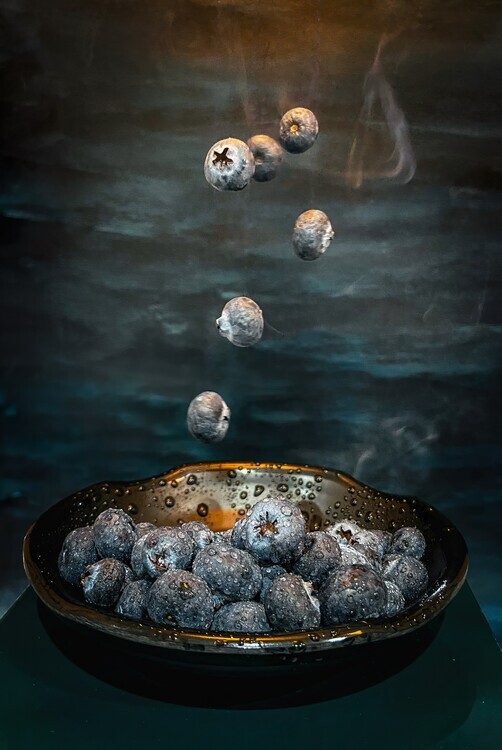 Afranio Raposo Plakát, Obraz - Flying Blueberrys, Afranio Raposo, 26.7 × 40 cm