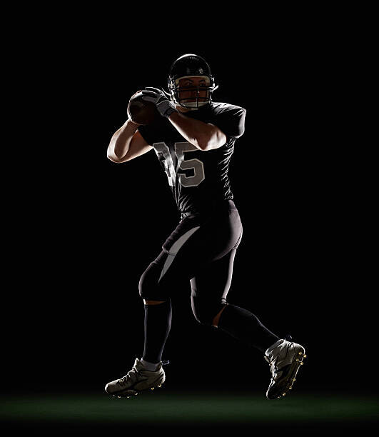 Lewis Mulatero Plakát, Obraz - Quarterback in Three-Step Drop position, Lewis Mulatero, 34.7 × 40 cm