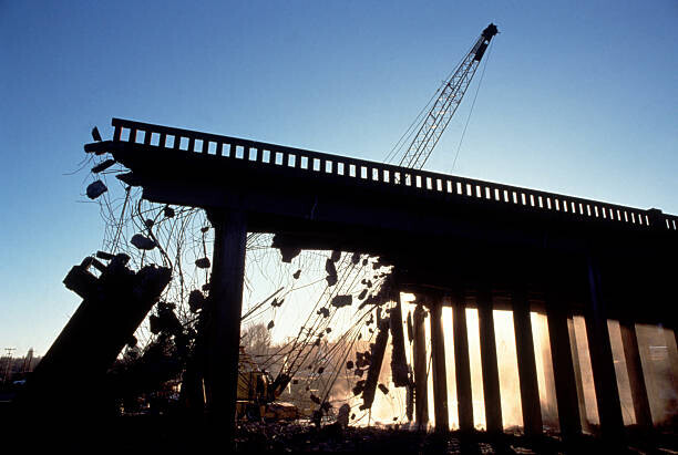 Don Mason Plakát, Obraz - Bridge Demolition, Don Mason, 40 × 26.7 cm