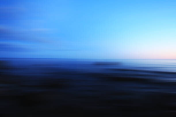 Kichigin Plakát, Obraz - abstract cold blue background with motion blur, Kichigin, 40 × 26.7 cm