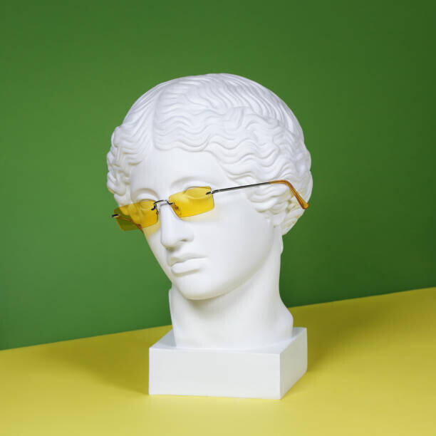 lambada Plakát, Obraz - Plaster head with yellow sunglasses, lambada, 40 × 40 cm