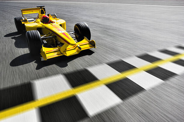 David Madison Plakát, Obraz - Formula One Racecar Crossing Finish Line, David Madison, 40 × 26.7 cm