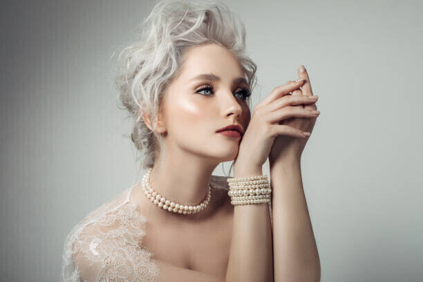 CoffeeAndMilk Plakát, Obraz - Beautiful woman wearing pearls necklace, CoffeeAndMilk, 40 × 26.7 cm