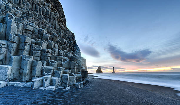 demerzel21 Plakát, Obraz - Reynisdrangar on Reynisfjara Beach, demerzel21, 40 × 22.2 cm
