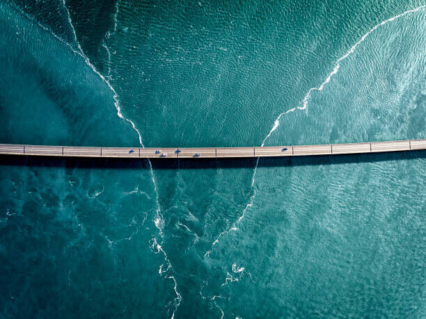 HRAUN Plakát, Obraz - Driving on a bridge over deep blue water, HRAUN, 40 × 30 cm