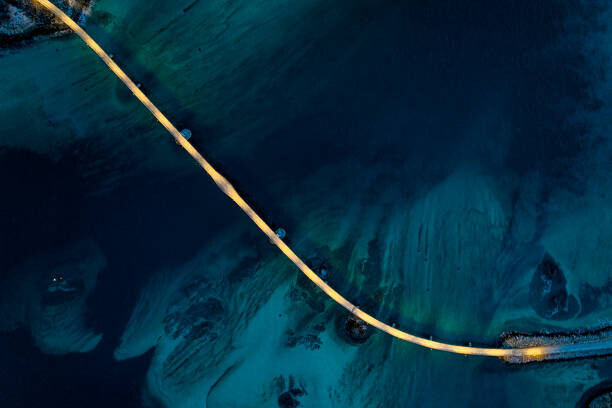 Roberto Moiola / Sysaworld Plakát, Obraz - Illuminated bridge in the cold arctic sea at dusk, Roberto Moiola / Sysaworld, 40 × 26.7 cm