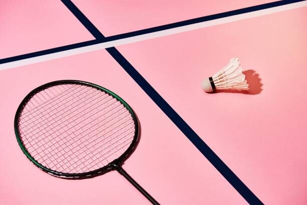 Diaconu Delia / 500px Plakát, Obraz - Close-up of badminton racket and shuttlecock, Diaconu Delia / 500px, 40 × 26.7 cm