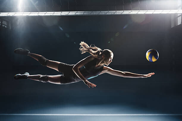 Stanislaw Pytel Plakát, Obraz - Volleyball player jumping to the ball, Stanislaw Pytel, 40 × 26.7 cm
