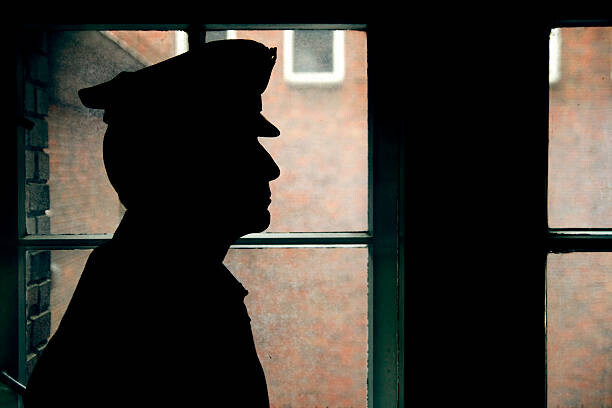 Klubovy Plakát, Obraz - Silhouette of a prison/police warden, Klubovy, 40 × 26.7 cm