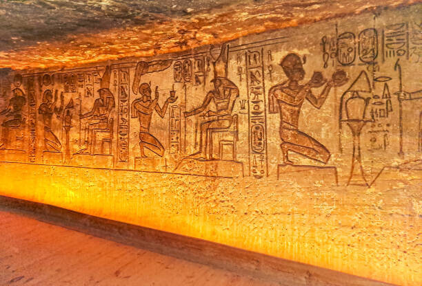 Oksana Vinopalova Plakát, Obraz - Nefertari receives gifts, lotus flowers. Temple, Oksana Vinopalova, 40 × 26.7 cm
