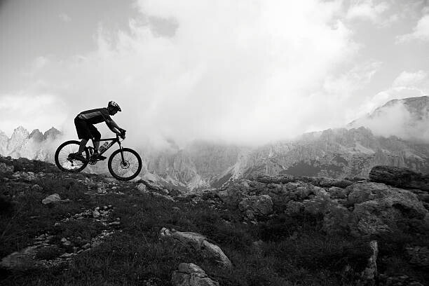 Poncho Plakát, Obraz - Italy, Tyrol, senior biker riding on, Poncho, 40 × 26.7 cm