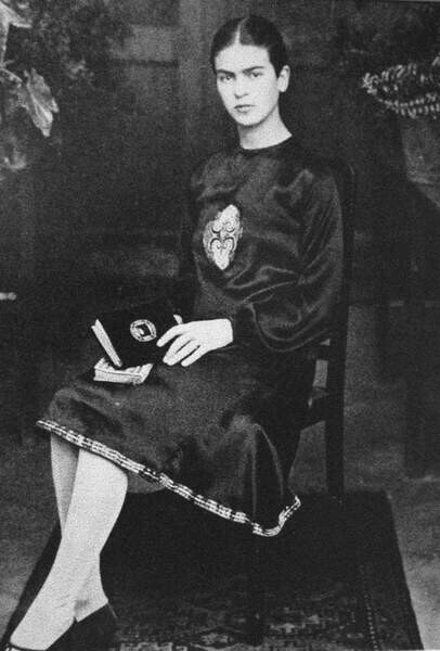 Kahlo, Guillermo Plakát, Obraz - Frida Kahlo as a student, 1926, Kahlo, Guillermo, 26.7 × 40 cm