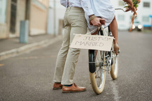 LaylaBird Plakát, Obraz - Hop on, you’re in for a beautiful ride, LaylaBird, 40 × 26.7 cm
