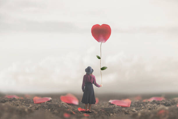 fcscafeine Plakát, Obraz - lonely romantic woman holds a giant, fcscafeine, 40 × 26.7 cm