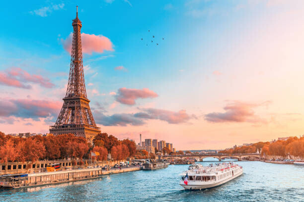 frantic00 Plakát, Obraz - The main attraction of Paris and, frantic00, 40 × 26.7 cm