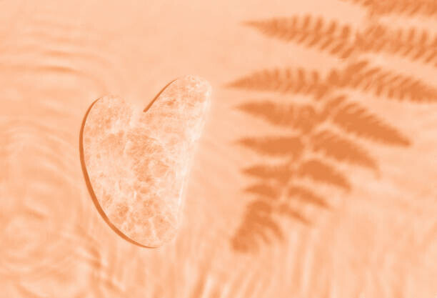 Tatiana Plakát, Obraz - Quartz gua sha underwater and shadows, Tatiana, 40 × 26.7 cm