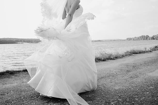 manifeesto Plakát, Obraz - Caucasian beautiful bride on wedding day., manifeesto, 40 × 26.7 cm