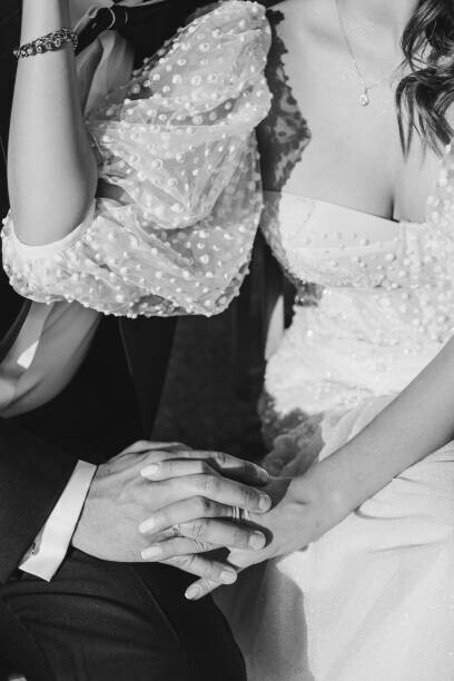 Tatsiana Volkava Plakát, Obraz - Black and white photo of bride, Tatsiana Volkava, 26.7 × 40 cm