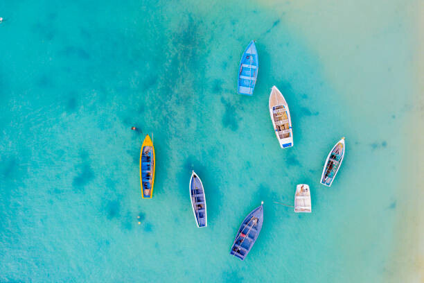 Roberto Moiola / Sysaworld Plakát, Obraz - Boats in the crystal sea from, Roberto Moiola / Sysaworld, 40 × 26.7 cm