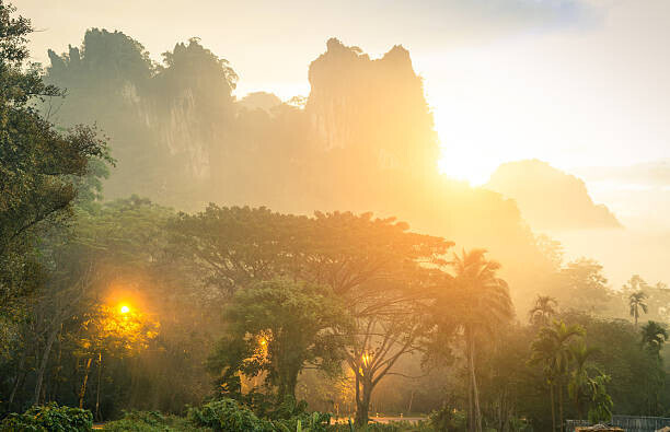 ViewApart Plakát, Obraz - Mountains of Khao Sok national park in Thailand, ViewApart, 40 × 26.7 cm
