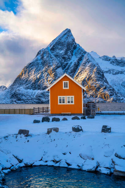 TravelCouples Plakát, Obraz - Sakrisoy. Hamnoy. Sakrisøy village in Lofoten, TravelCouples, 26.7 × 40 cm