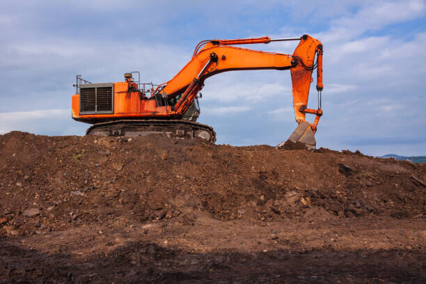 voranat Plakát, Obraz - Backhoe are working digging on the ground, voranat, 40 × 26.7 cm