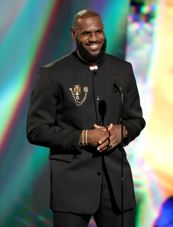 Kevin Mazur Plakát, Obraz - LeBron James at the 2023 ESPY Awards, 30 × 40 cm