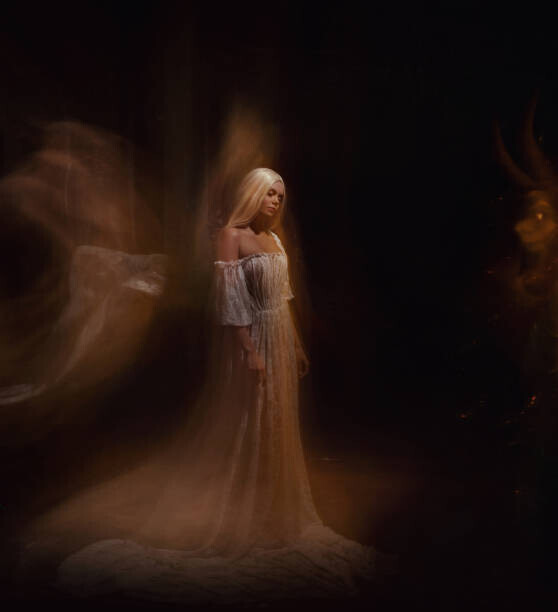 Kharchenko_irina7 Plakát, Obraz - Fantasy Blonde Woman in Ethereal Setting, Kharchenko_irina7, 40 × 40 cm