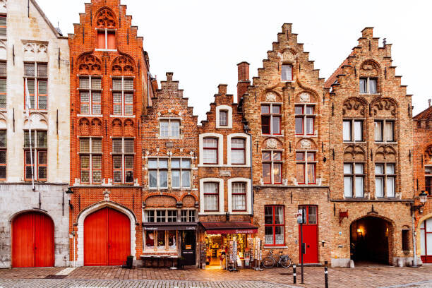Alexander Spatari Plakát, Obraz - Medieval houses standing in a row, Bruges, Belgium, Alexander Spatari, 40 × 26.7 cm