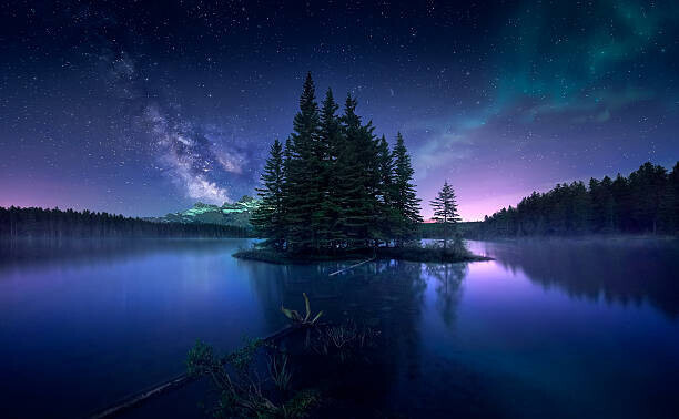 Jesús M. García Plakát, Obraz - Milky way and Aurora Borealis at Two Jack Lake, Jesús M. García, 40 × 24.7 cm