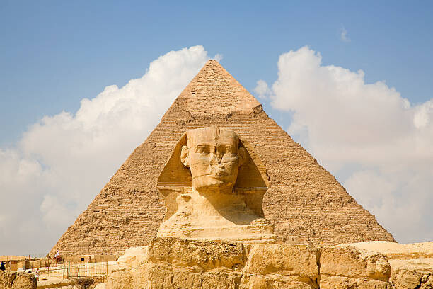 Grant Faint Plakát, Obraz - daytime view pyramid with sphinx foreground, Grant Faint, 40 × 26.7 cm