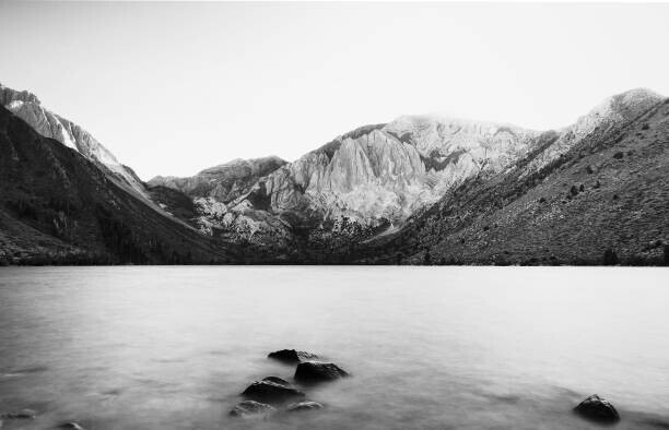 Yubo Qin / 500px Plakát, Obraz - Scenic view of lake and mountains, Yubo Qin / 500px, 40 × 26.7 cm