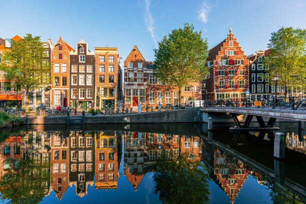 Alexander Spatari Plakát, Obraz - Old historic Dutch houses reflecting in, Alexander Spatari, 40 × 26.7 cm