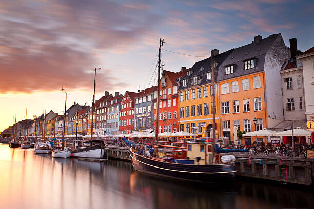 Benjeev Rendhava Plakát, Obraz - Sunset on Nyhavn Canal, Copenhagen, Denmark., Benjeev Rendhava, 40 × 26.7 cm