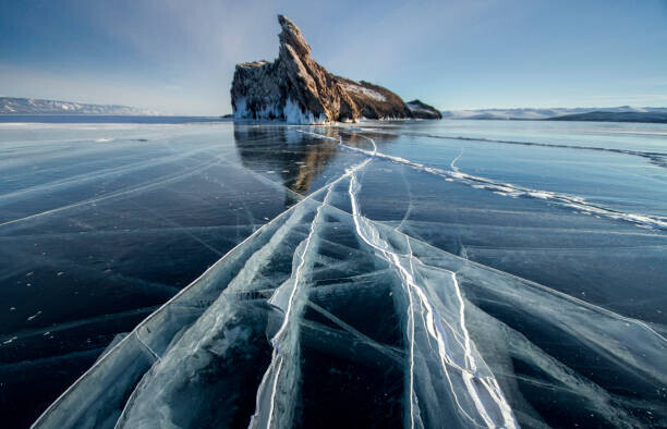 Evgeniy Ivanov Plakát, Obraz - Lake Baikal is a frosty winter, Evgeniy Ivanov, 40 × 26.7 cm