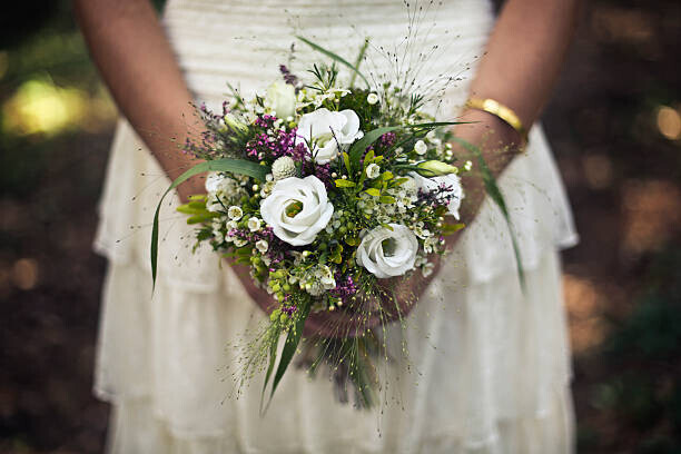 Image taken by Mayte Torres Plakát, Obraz - Bride holding wedding bouque, Image taken by Mayte Torres, 40 × 26.7 cm